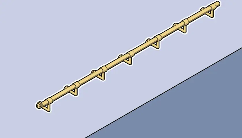 Sbarra per danza classica fai da te, in legno, fissata a parete con supporti triangolari.