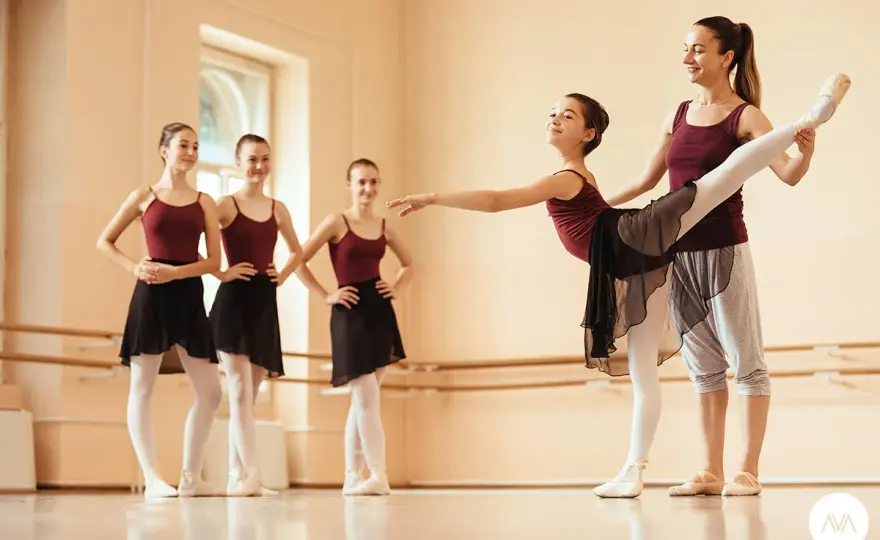 Lezione di danza classica: guida a scelta e qualità
